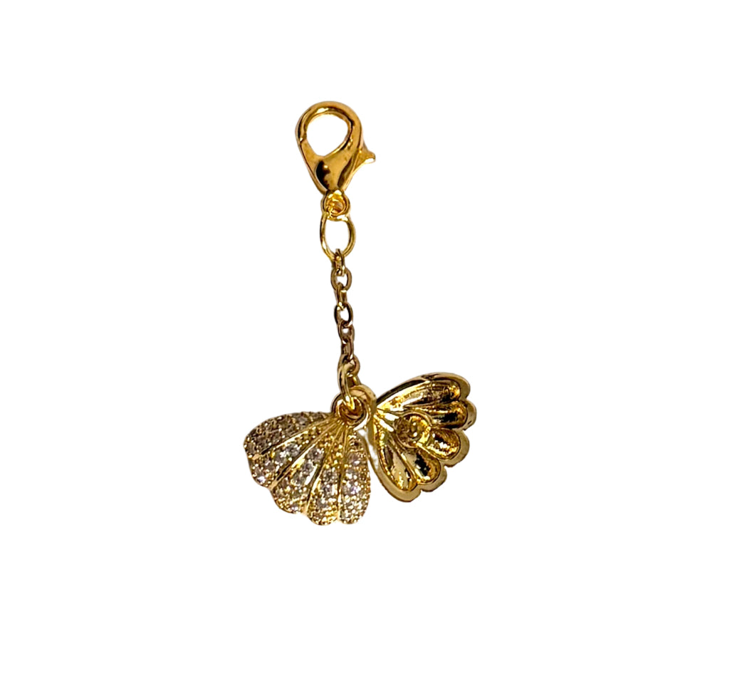 Gold Pave Clam Charm